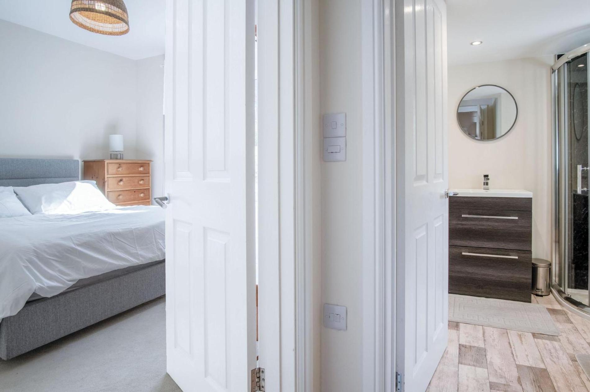 Sorrento - 3 Bed Holiday Home - Wisemans Bridge Stepaside  ภายนอก รูปภาพ